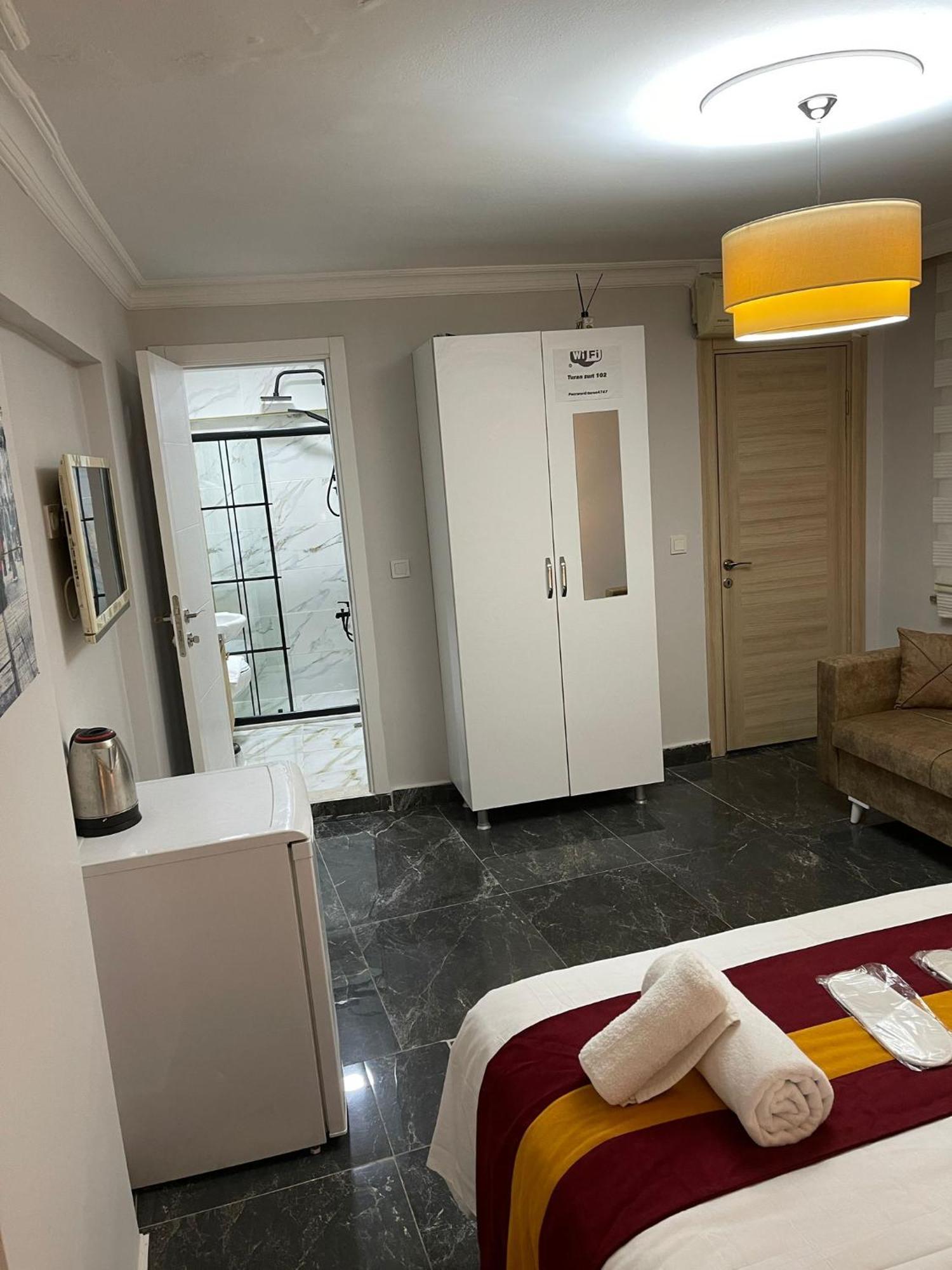 Taksim Rain Hause Aparthotel Istanbul Bagian luar foto